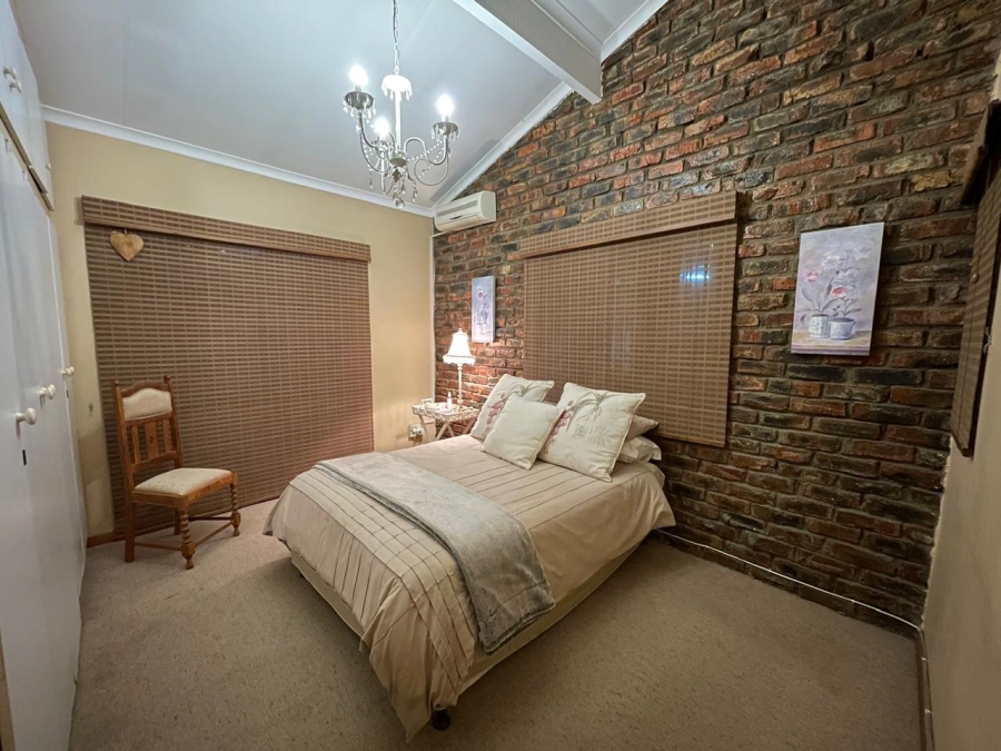 4 Bedroom Property for Sale in Suidrand Free State